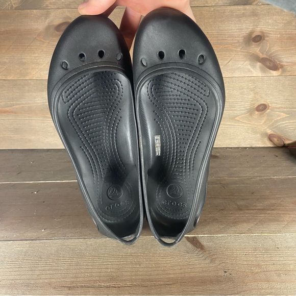 Crocs kadee womens size 8 shoes black rubber slip on comfort flats sandals - Picture 6 of 8